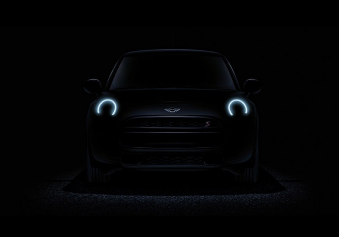 Mini Cooper S 2014 na první fotce zamrkalo světly a uvedlo soutěž o výlet na premiéru