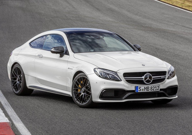 Mercedes-AMG C 63 Coupé plně odhalen, i s 1 800 kg dá stovku za 3,9 s