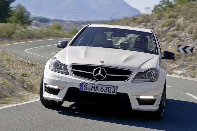 Mercedes C63 AMG facelift: nové fotografie, detaily i ceny