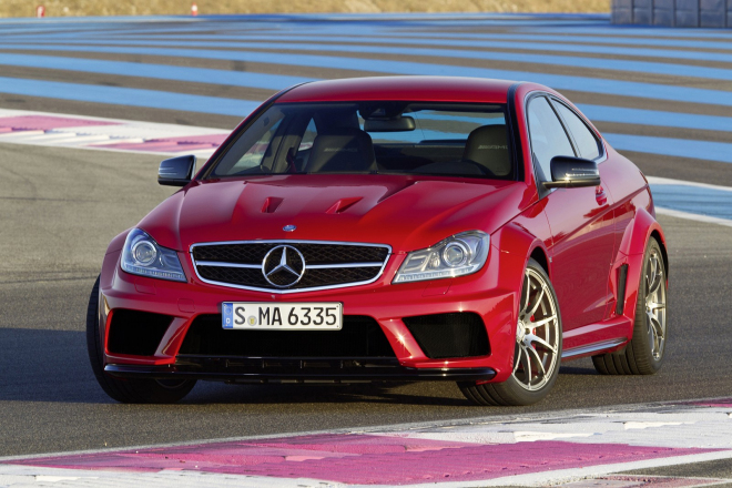 Mercedes C63 AMG Black Series dosáhl na Nordschleife času 7:46, je rychlejší než M3 GTS