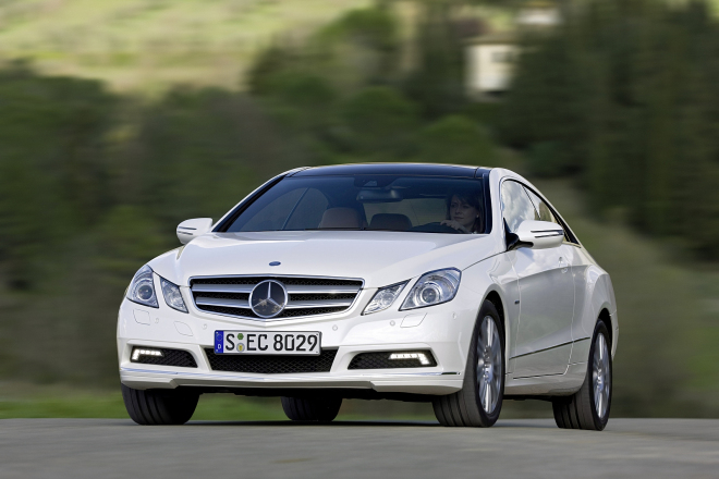 Mercedes E 350 Coupe 4Matic: už i Éčkové kupé můžete mít s pohonem všech kol