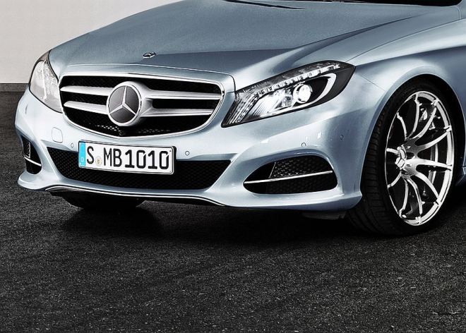 Mercedes C W205 2014: nová třída C odhaluje svůj charakter i technické detaily