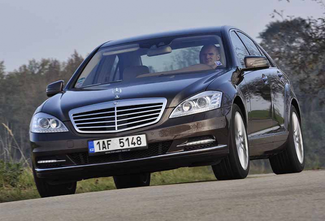 Test Mercedes-Benz S 400 BlueHybrid