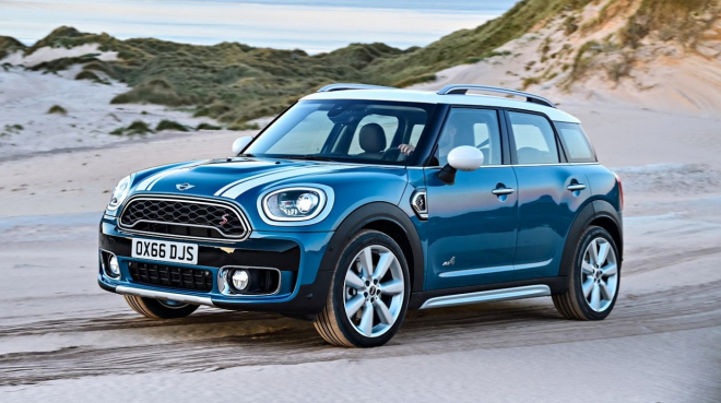 Mini Countryman 2017: největší Mini všech dob je tu, rovnou i jako hybrid