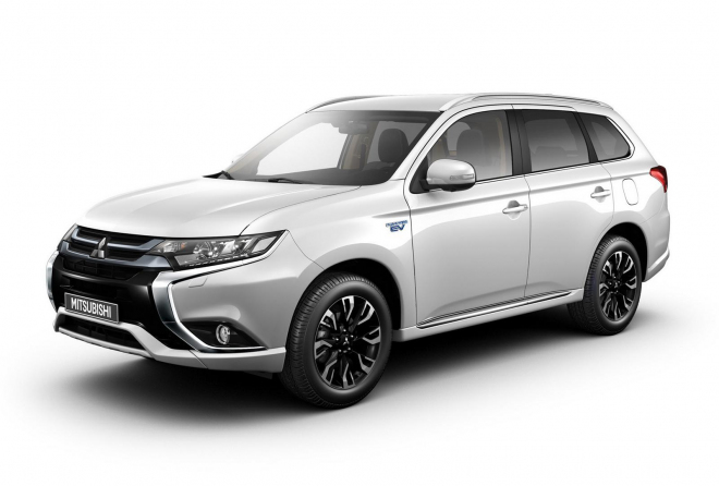 Mitsubishi Outlander PHEV 2016: facelift plug-in hybridu i pro Evropu