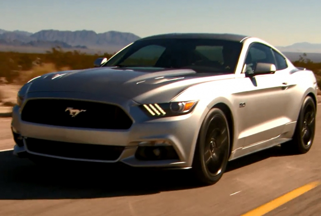 Ford Mustang GT 2015 se předvádí na prvním pořádném videu ze silnice