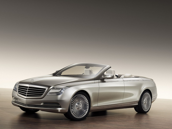 Mercedes S Cabriolet 2014: interiér ve stylu Bentley a airbagy v pásech