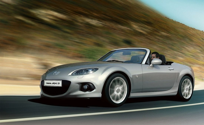 Mazda MX-5 2012: facelift míří do Evropy v nezměněné podobě