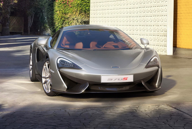 McLaren 570S: britská 911 je venku, dvoustovku dá hodně pod 10 s