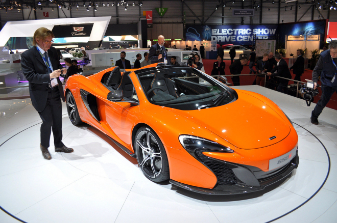 McLaren 650S Spider překvapivě odhalen, dynamicky nezaostává za kupé