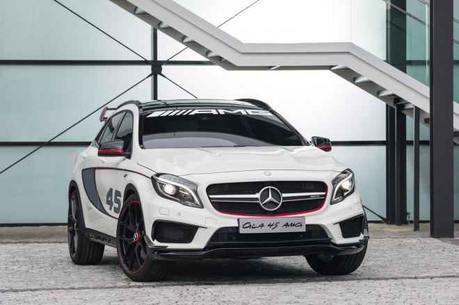 Mercedes GLA 45 AMG a S600 Maybach: prý už příští týden v Detroitu