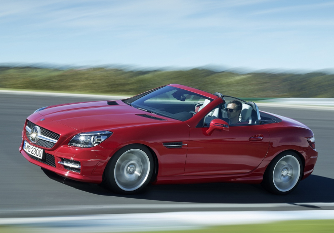 Mercedes SLK 2015: menší facelift přinesl dvoulitrové turbo a 9st. automat