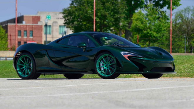 Druhý vyrobený McLaren P1 se prodal překvapivě levně. Důvod ale asi nebude záhadou