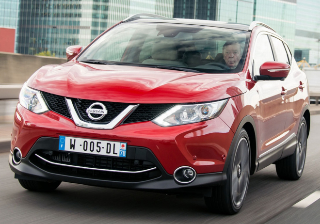 Nissan Qashqai 2015 dostal motor 1,6 DIG-T se 160 koňmi, stojí 462 900 Kč