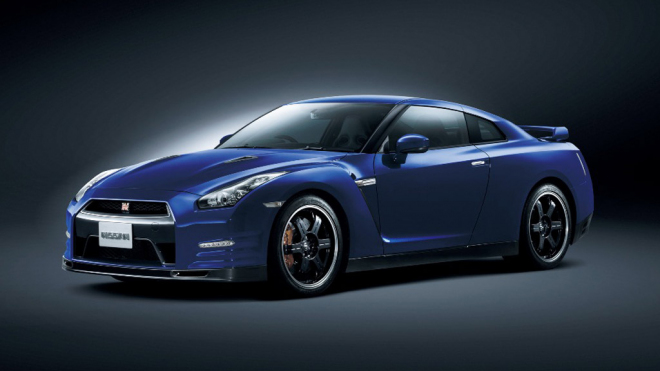 Nissan GT-R 2012 oficiálně: je libo stovku za 2,72 sekundy?