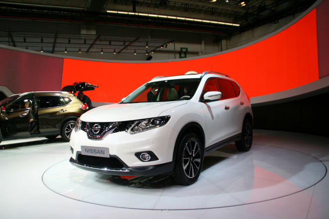 Nissan X-Trail 2014: nástupce Qashqai+2 je venku, prodávat se ale bude až za rok