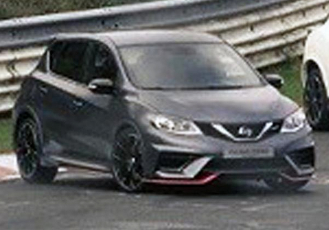 Nissan Pulsar Nismo: ostrá verze nafocena na Ringu, bez špetky maskování