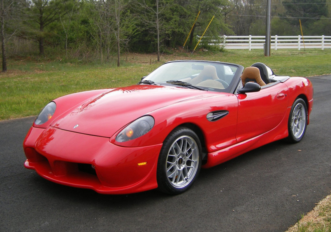 Panoz Esperante Spyder 2014 detaillně: tenhle dárek má až 811 koní