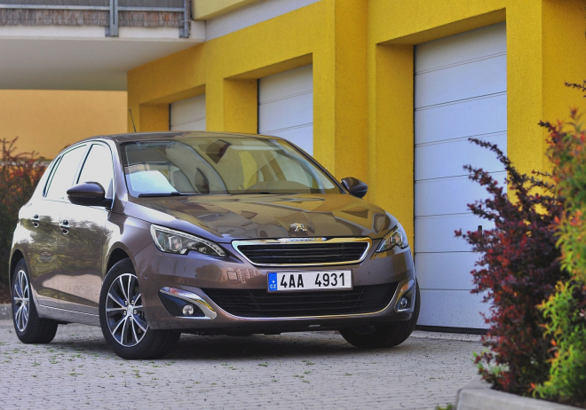 Rychlý test Peugeot 308 1,2 e-THP: dáme šanci tříválci?