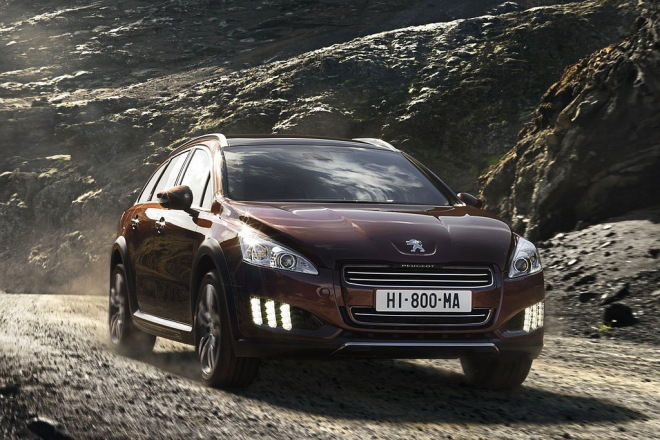 Peugeot 508 RXH: dieselelektrický allroad