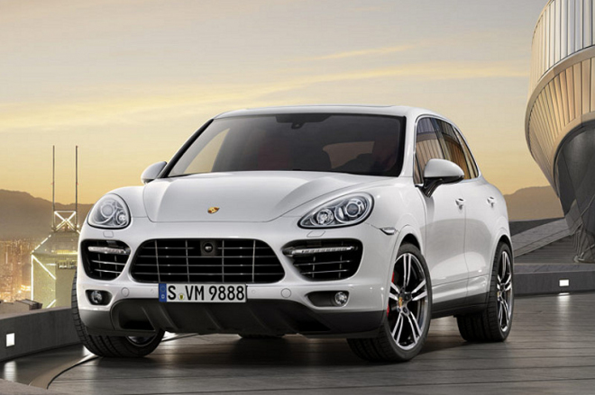 Porsche Cayenne Turbo S 2013: více fotek a první video s eSkovým Turbem