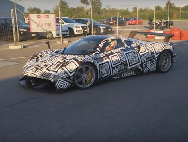 Ostré Pagani Huayra S už testuje na okruhu, má obří přítlačné křídlo (video)