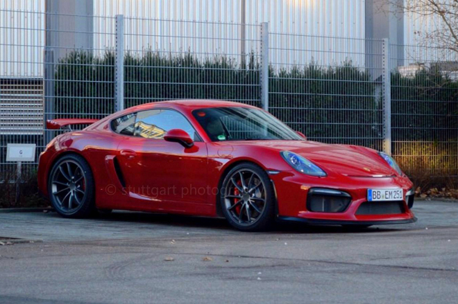 Porsche Cayman GT4 nafoceno na ulici, učí nás znovu slintat nad novým autem