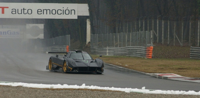 Video: Pagani Zonda R a neskutečný zvuk 750 koní