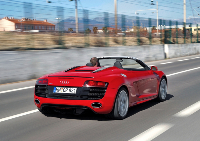 Audi R8 Spyder 5,2 FSI V10: opojné svezení