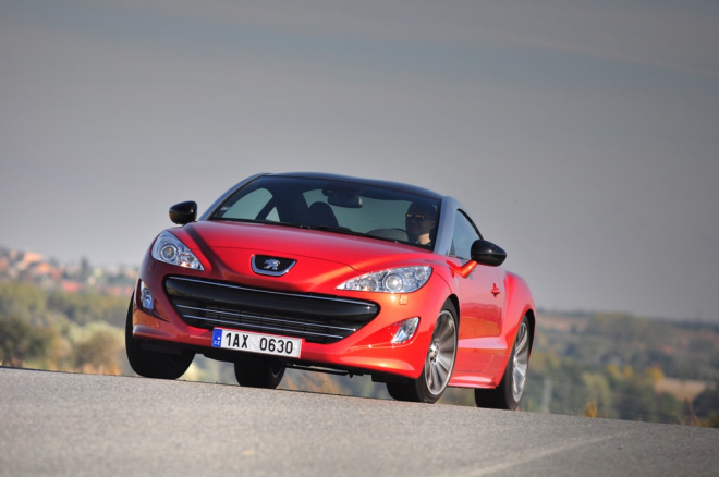 Test Peugeot RCZ 1,6 THP 200: není jen krásný