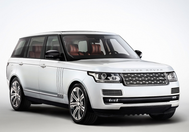 Range Rover LWB: prodloužená verze přihazuje 140 mm pro čínské pasažéry