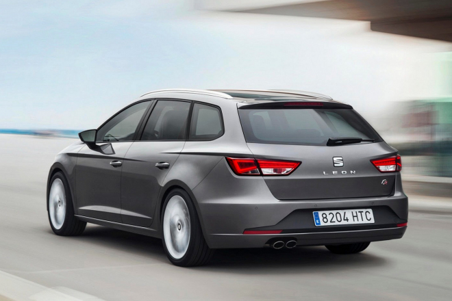 Seat Leon ST 2014: 50 nových fotek kombíku ve standardu i v provedení FR