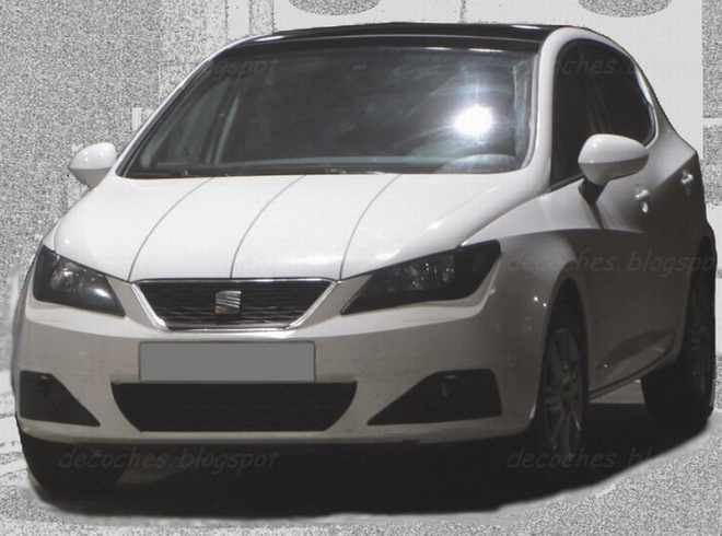 Seat Ibiza 2012: další únik fotek odhaluje podobu faceliftu běžných verzí