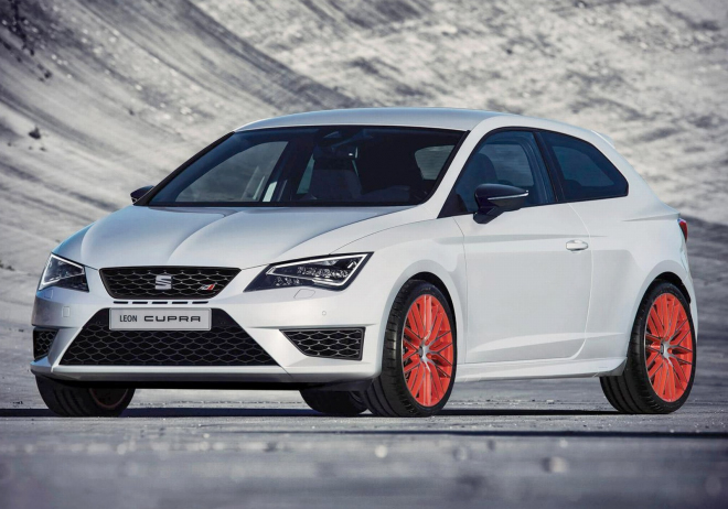 Seat Leon Cupra 280 s paketem Performance dorazil i do Británie, s oranžovými koly