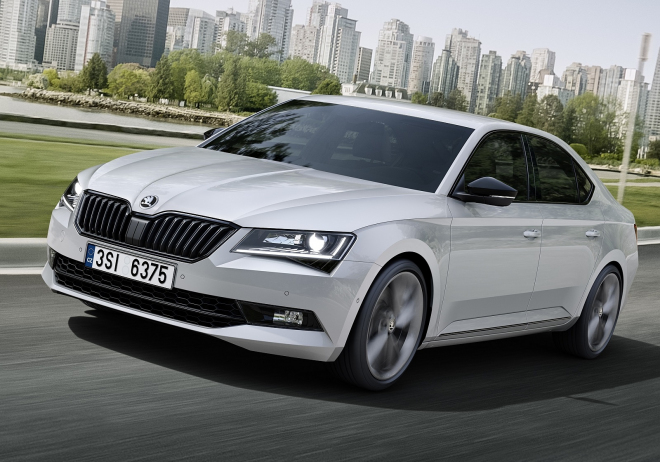 Škoda Superb je českým Autem roku 2016, konkurenci porazila s přehledem