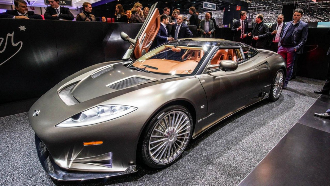 Spyker C8 Preliator odhalen, detailový fetišista s 4,2 V8 bi-turbo je asi trochu levá