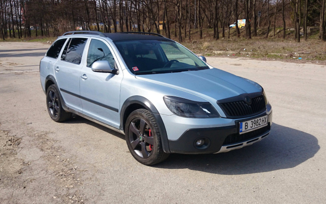 Škoda Octavia Scout s 350 k a 4x4 je úžasný sleeper. A je na prodej