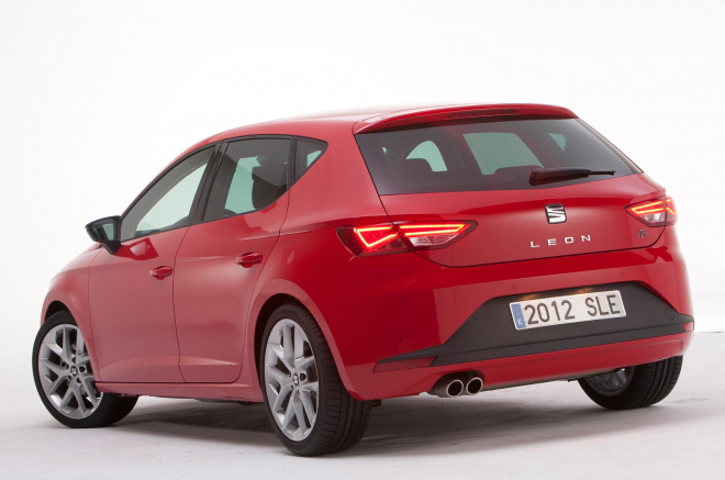 Nový Seat Leon 2013 zamíří s cenou proklatě nízko, základni TSI má stát pod 300 tisíc Kč