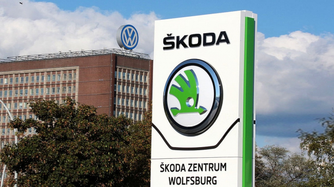 Škoda je tak dobrá, že to štve i lidi ze samotného VW. Chtějí ji přidusit