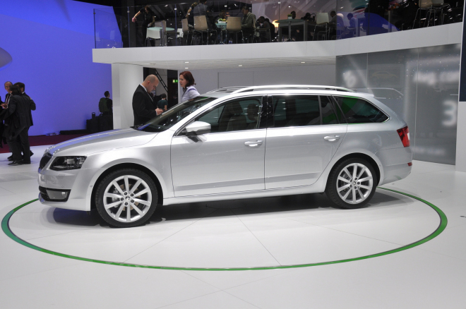 Nová Škoda Octavia III Combi a její 610litrový „kufr” v detailech