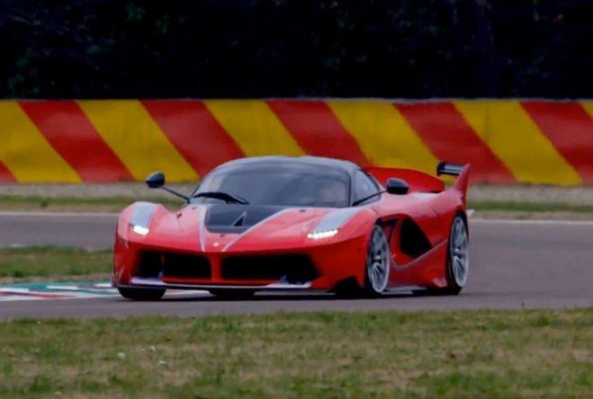 Vettel vs. LaFerrari FXX K vs. Fiorano tentokrát se vším všudy (video)