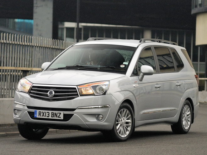 SsangYong Turismo: nový Rodius dorazil do Evropy, v Británii je k mání od 540 tisíc Kč