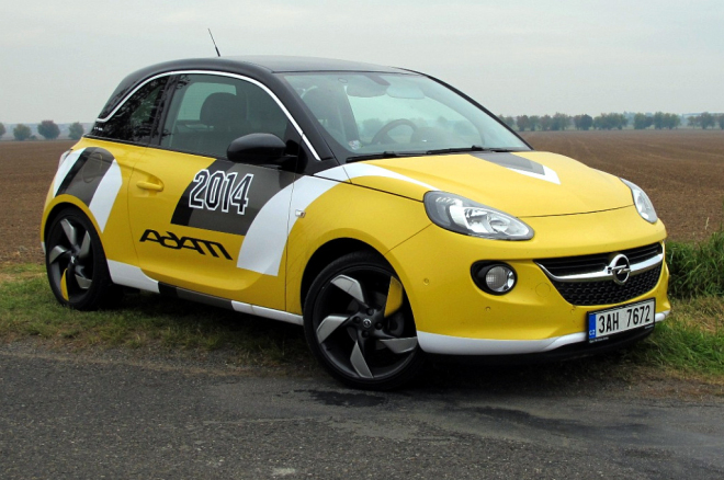 Test Opel Adam 1,4: Blond, James Blond