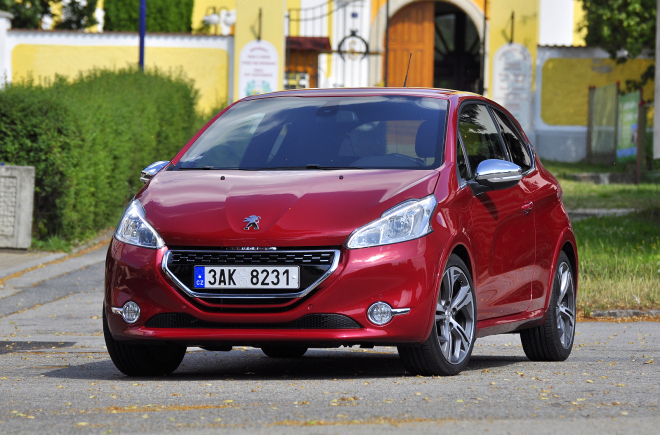 Rychlý test Peugeot 208 GTi: něžný barbar