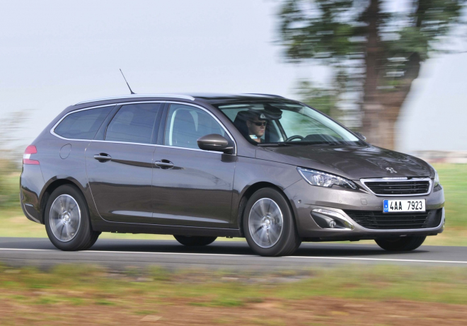 Test Peugeot 308 SW 2014 2,0 BlueHDI: motor huj, zbytek?