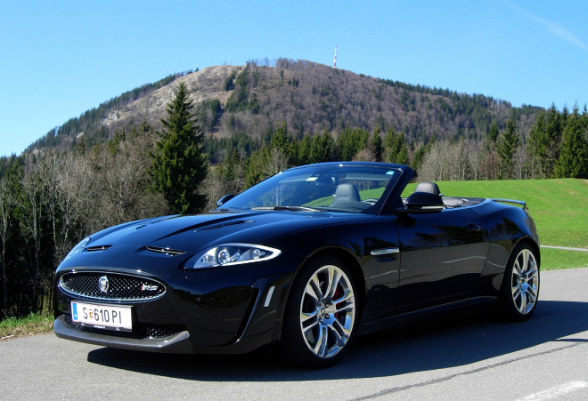 Test Jaguar XKR-S Cabrio: s vlasy ve větru