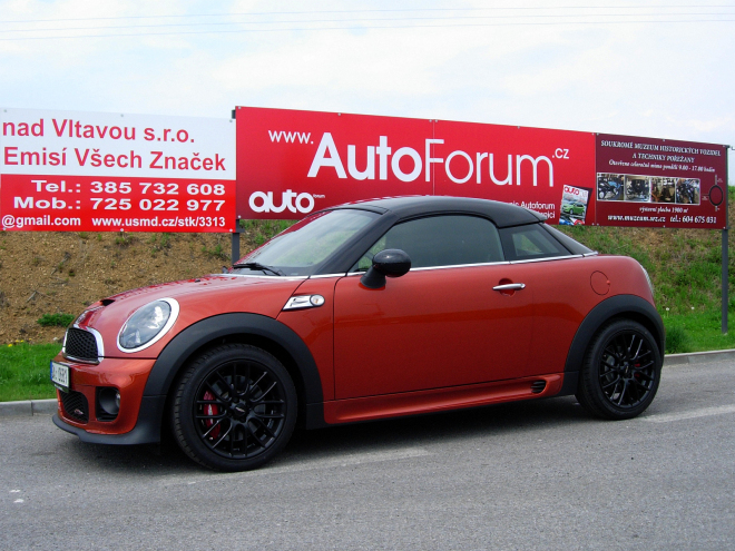 Právě testujeme Mini Coupe John Cooper Works, je to malý ďábel