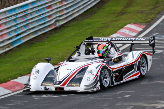 Rekordní jízda elektrické Toyoty na Nordschleife na nesestříhaném videu