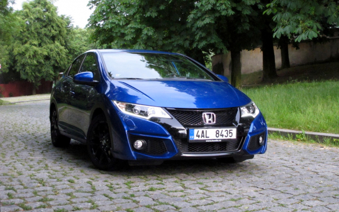 Test Honda Civic 2015 1,8 i-VTEC Sport: co změnil facelift?