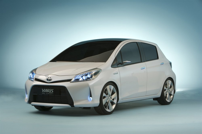 Toyota Yaris HSD: nová generace je tu, zatím jako hybrid (+ živé foto)